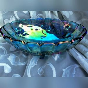 Vintage Iridescent Glass Fruit Bowl.